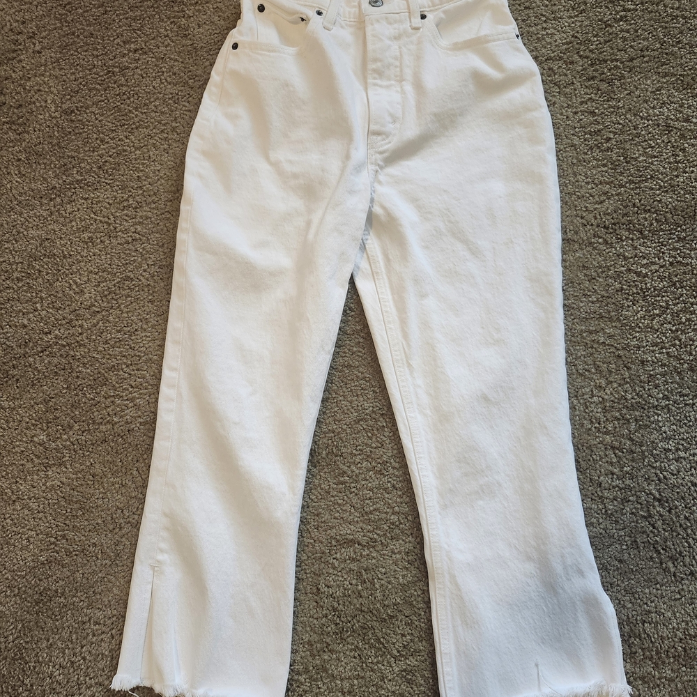Abercrombie and Fitch Ultra High Rise Kick Flare Women's Size 25/0 White Jeans